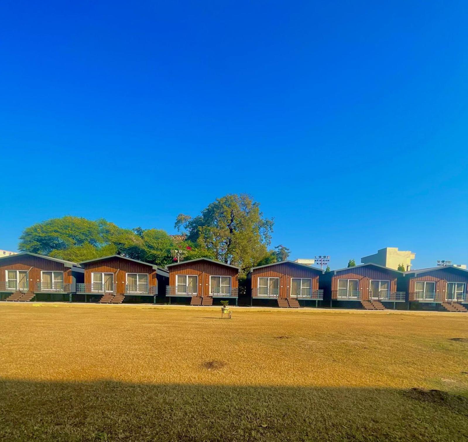 Vrindavan Greens Resort Udaipur Esterno foto