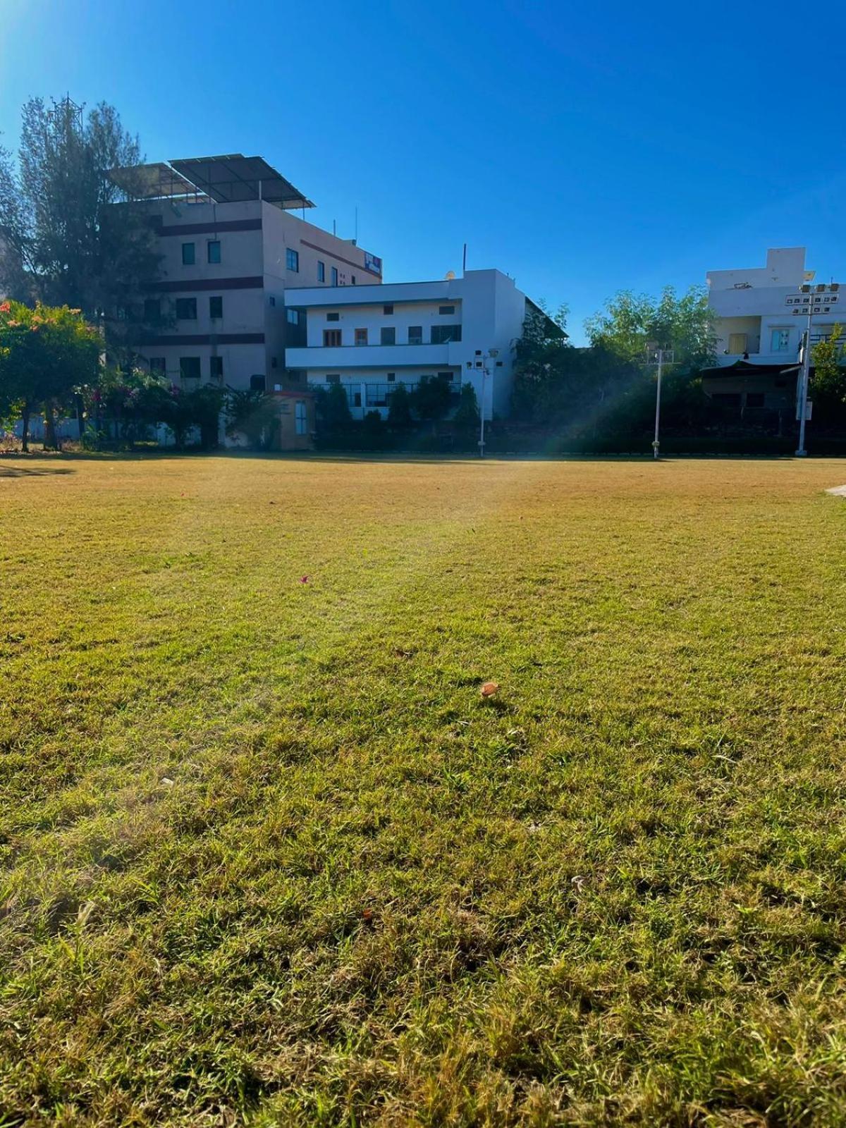 Vrindavan Greens Resort Udaipur Esterno foto